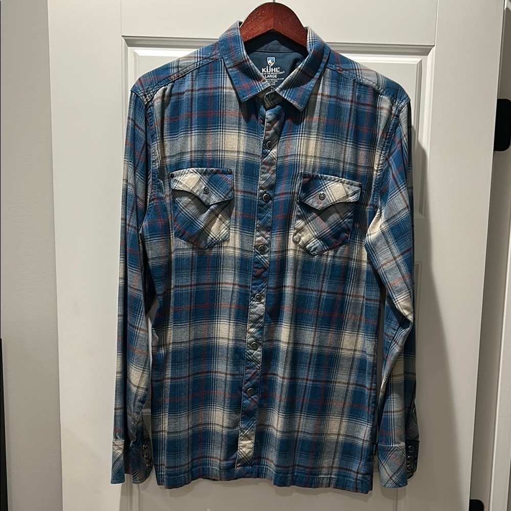 Kuhl Blue and White Casual Button Down Shirt with Long Sleeves